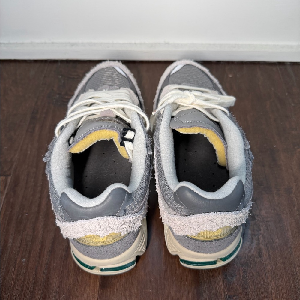 New Balance 2002R Protection pack Rain cloud - Picture 4 of 5